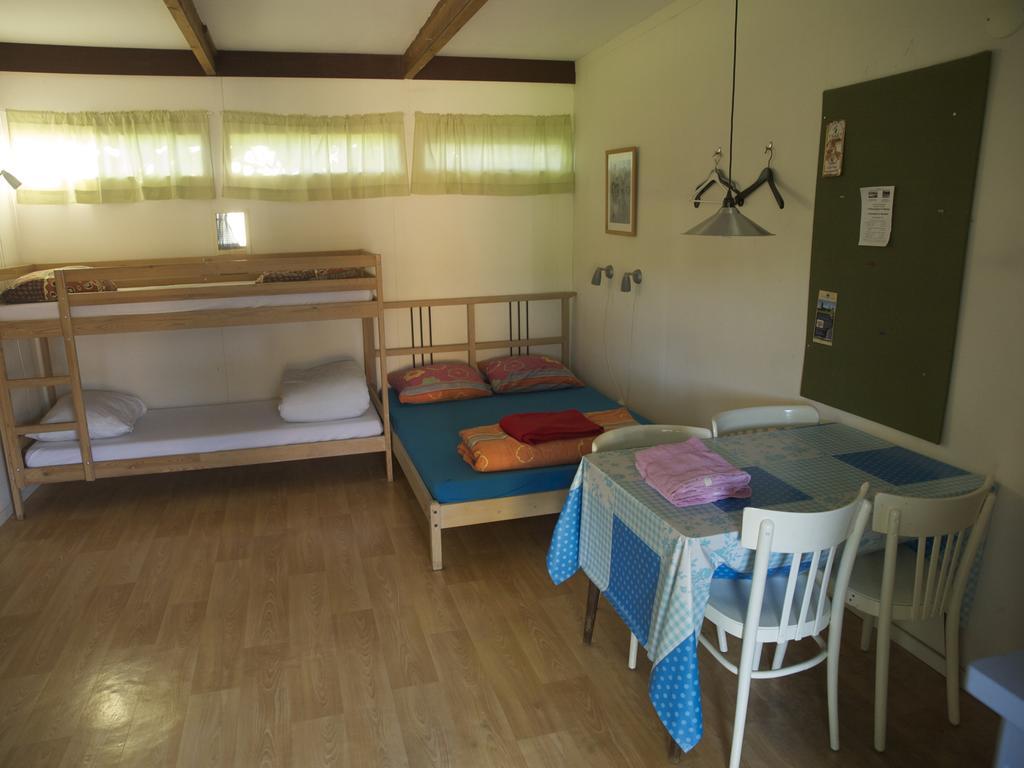 Holiday Home Ossa Basecamp Sint Odilienberg Room photo